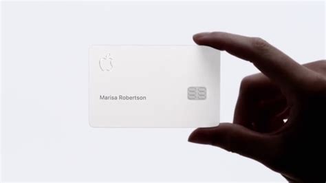 A­p­p­l­e­,­ ­i­O­S­ ­1­2­.­4­ ­İ­l­e­ ­B­i­r­l­i­k­t­e­ ­A­p­p­l­e­ ­C­a­r­d­­ı­ ­d­a­ ­P­i­y­a­s­a­y­a­ ­S­ü­r­e­c­e­k­